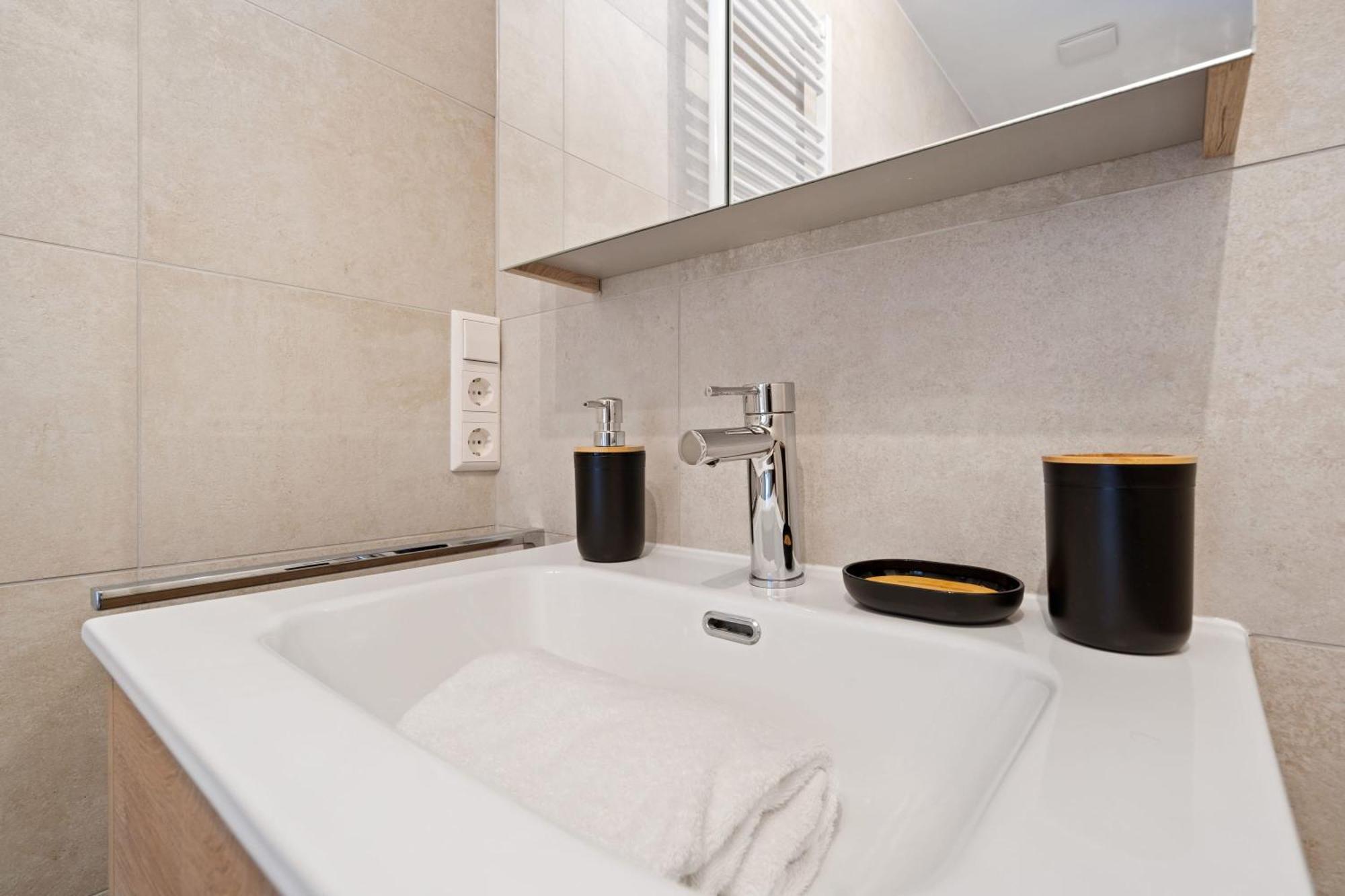Premium City Stay In Cessange لوكسمبورغ المظهر الخارجي الصورة